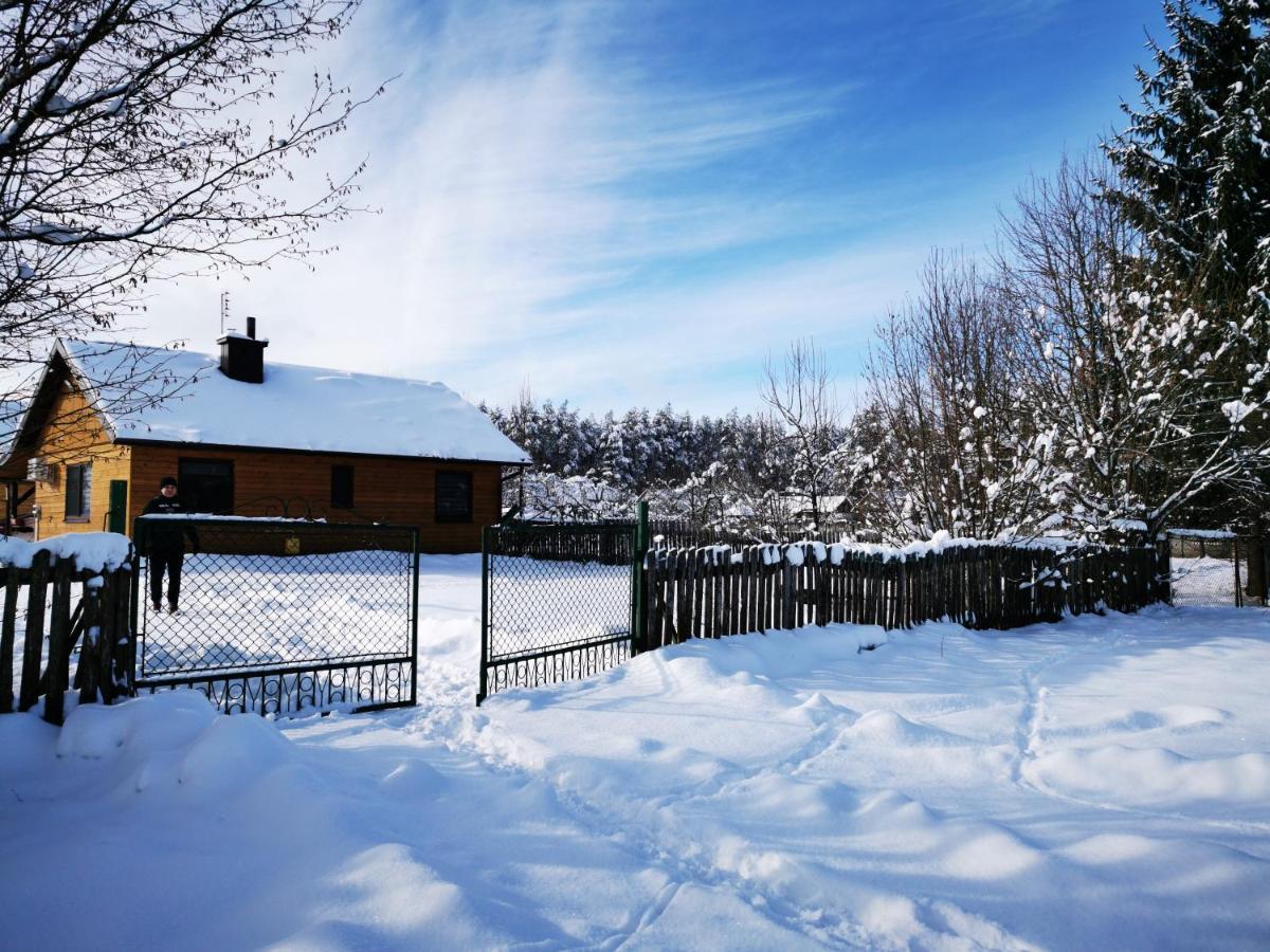 Villa Stawiska Nad Tanwia à Jedrzejowka Extérieur photo