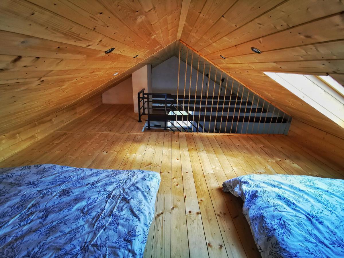 Villa Stawiska Nad Tanwia à Jedrzejowka Extérieur photo